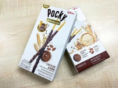 WholeWheat Chocolate Taste glico POCKY Biscuit Stick Coated with Chocolate Cream