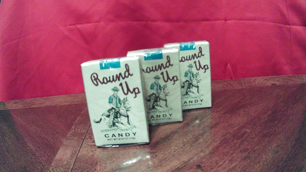 Vintage round up candy cigarettes new in original cellophane
