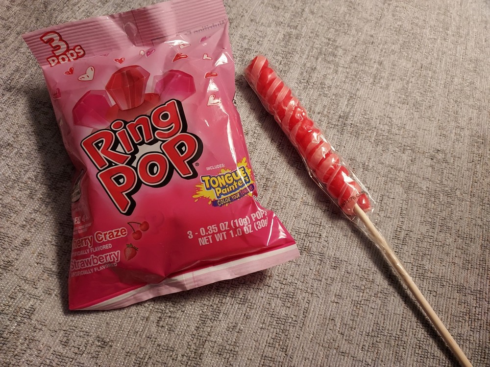 3ct 0.35 oz Bag RING POP Cherry Craze/Strawberry Tongue Painters & Twist Sucker