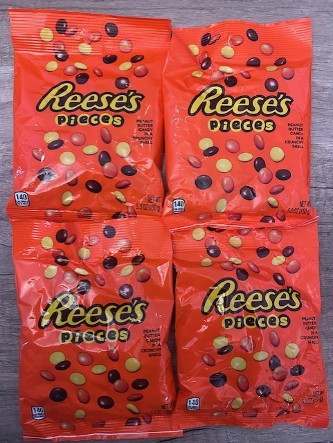 Reese’s Pieces Peanut Butter In Crunchy Shell Candy, Bag 5.3oz 4 Pack