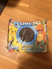 OREO x Pokémon Limited Edition Chocolate Sandwich Cookies (15.25 Oz)