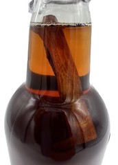 Infused Nova Maple Syrup – Vanilla and Cinnamon – Pint (16 Fl Oz)