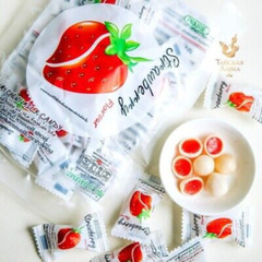 CHEWY MILK FRUIT CANDY THAI DESSERT STRAWBERRY FLAVOR HAOLIYUAN BRAND 67g.