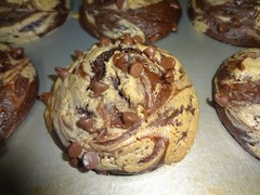 CHOCOLATEY RICH HOMEMADE CHOCOLATE PEANUT BUTTER BANANA MUFFINS (18 MUFFINS)