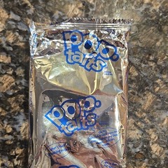 Pop-Tarts Thin mint flavor. Manufacture Error Sealed Foil, Single pastry (Rare)