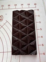 Belgian Dark chocolate bar Banana Strawberry Hazelnut chocolate 100g !