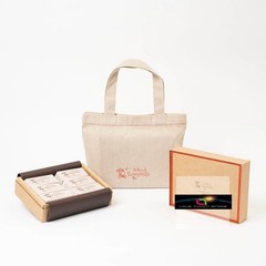 NEW SunnyHills Pineapple Cake Gift Box Taiwan Original Pastry 6, 10, 15 Pieces