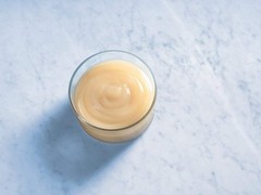 Luxury White Chocolate Sauce, 89.4 Oz – Perfect for Hot Drinks & Desserts