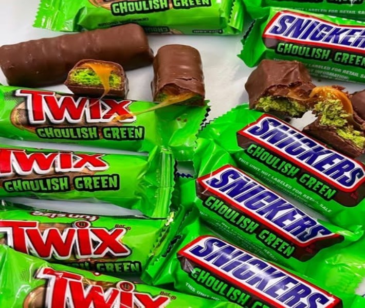 SNICKER-TWIX MIX GREEN GHOULISH COOKIE MILK CHOCOLATE CARAMEL NUT SNACK BAR-BULK