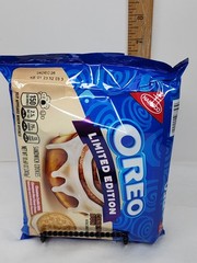 OREO Cinnamon Bun Sandwich Cookies, Limited Edition, 10.68 oz