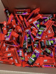 KitKat Witch’s Brew Snack Size- 5 LBS Bulk Candy Lot BB: 09/2026