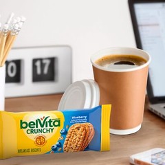 belVita Blueberry Breakfast Biscuits 4 Count Pack 8 Packs of 4 Biscuits